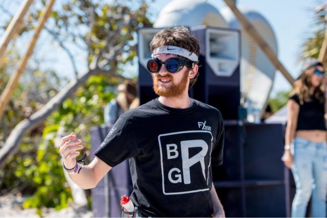 Bradley Gunn Raver najavio debitantsko izdanje s Phutekom