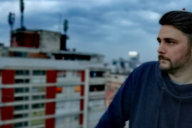 Esencijalno: Deftone