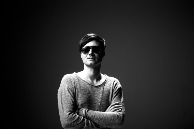 Premijera: Eric Sneo