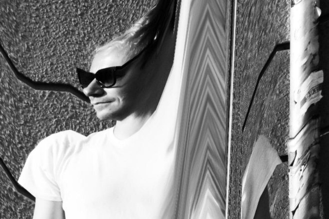 Premijera: Moog Conspiracy - Zuppl