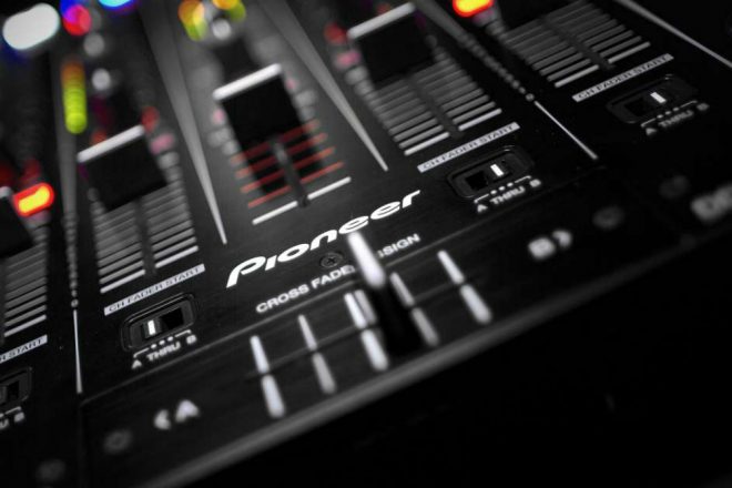 Pioneer napušta DJ biznis?