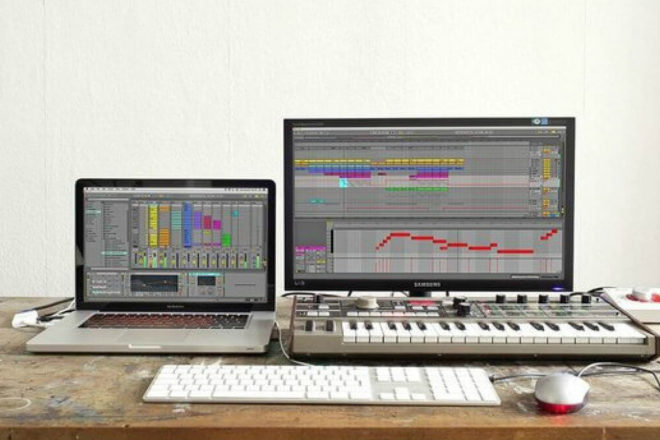 Ovaj Ableton dodatak smišlja kul glazbene ideje za vas