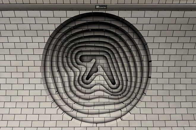 Novi logo Aphex Twina pojavio se na stanici londonske podzemne željeznice