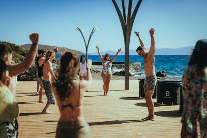 ''Ples liječi!'' ili kako Bateleur Festival briše granice između ravea i wellnessa