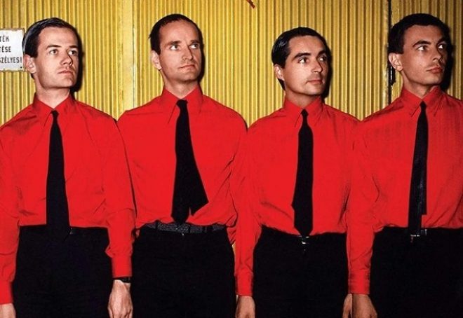 Kraftwerk napokon primljeni u Rock And Roll Kuću slavnih, nakon šest odbijenica