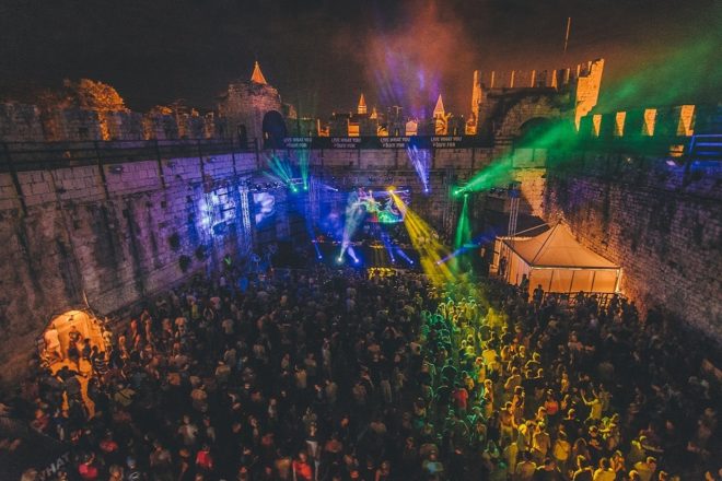 Moondance festival kompletirao line-up i objavio punu satnicu nastupa